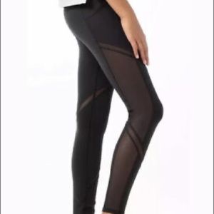 Ivivva Mesh With the Best Leggings!!